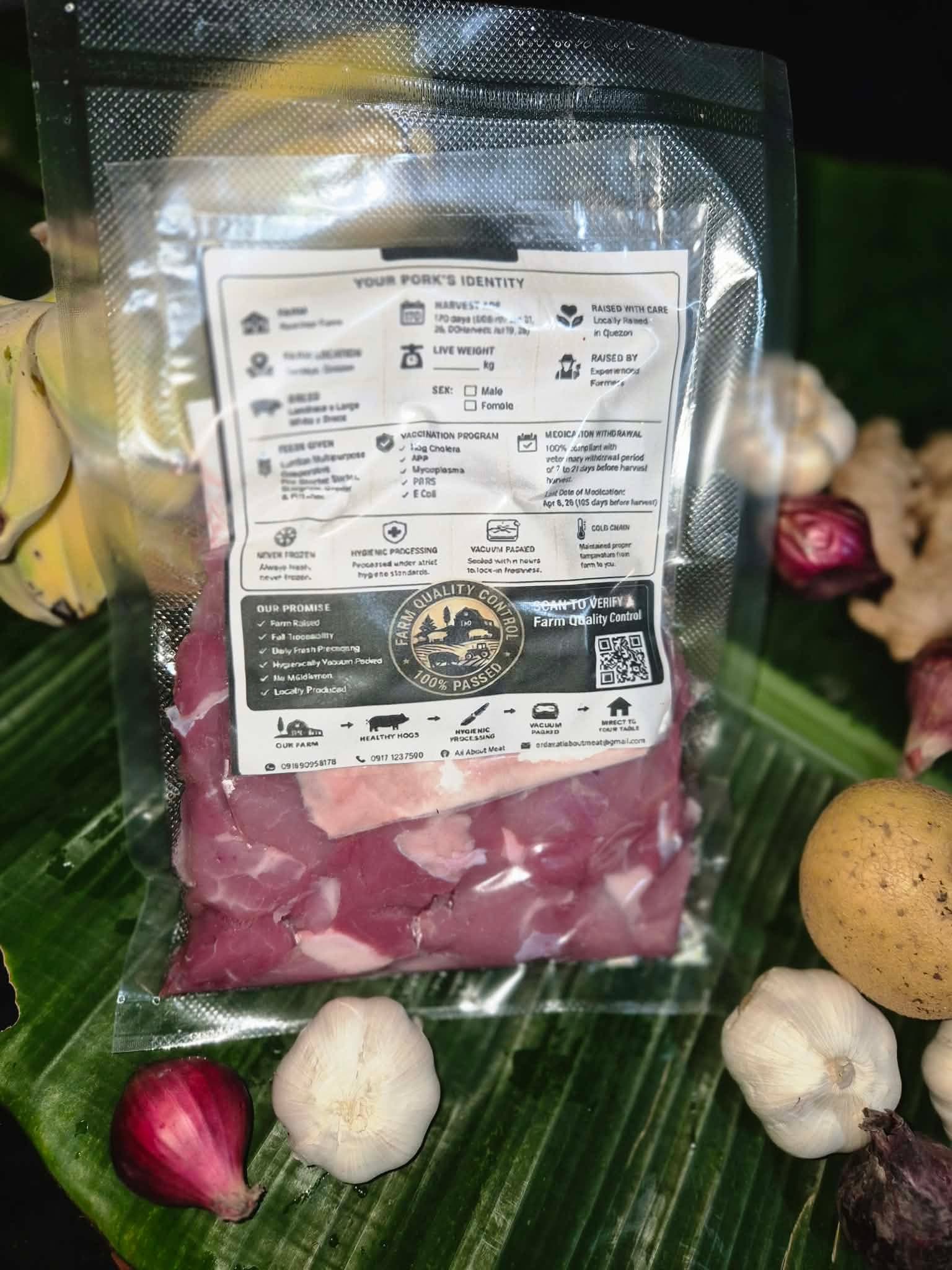 Vacuum-sealed traceable pork with fresh garlic and onions